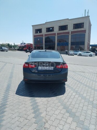 Chevrolet Malibu-12