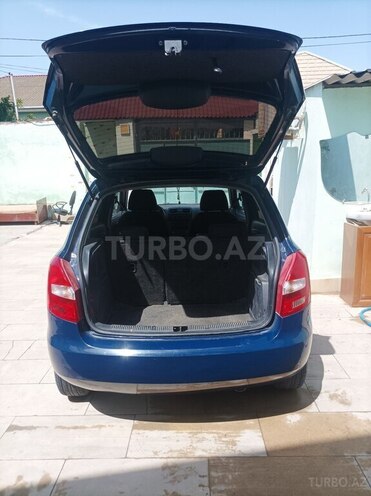 Skoda Fabia 2011, 400,000 km - 1.6 l - Bakı