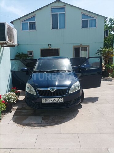 Skoda Fabia 2011, 400,000 km - 1.6 l - Bakı