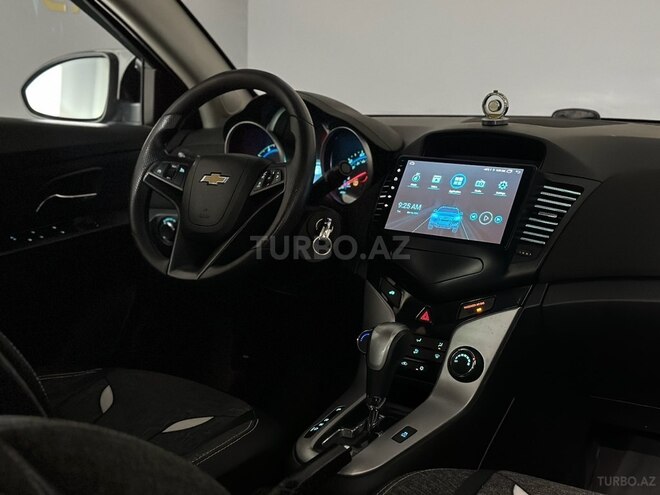 Chevrolet Cruze-15