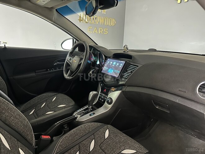 Chevrolet Cruze-14