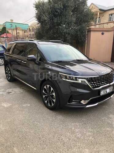 Kia Carnival-2