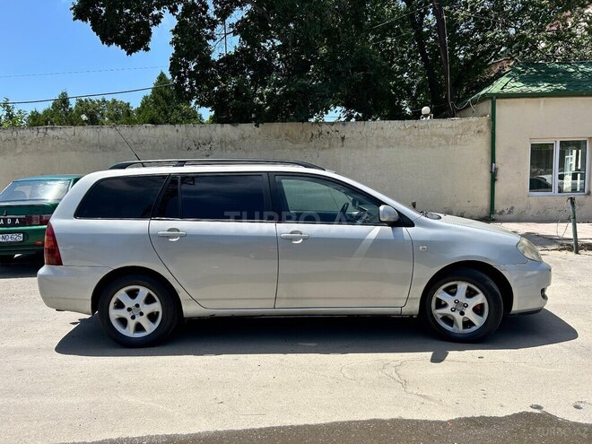 Toyota Corolla 2006, 250,000 km - 1.4 l - Bakı