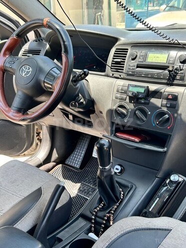 Toyota Corolla 2006, 250,000 km - 1.4 l - Bakı