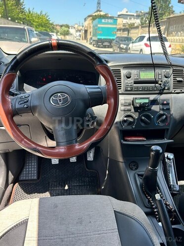 Toyota Corolla 2006, 250,000 km - 1.4 l - Bakı