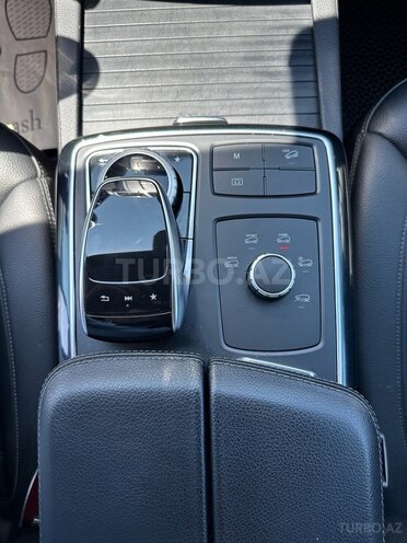 Mercedes GLE 350 4MATIC 2018, 192,500 km - 3.0 л - Bakı