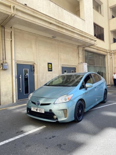Toyota Prius 2015, 309,000 km - 1.8 л - Bakı