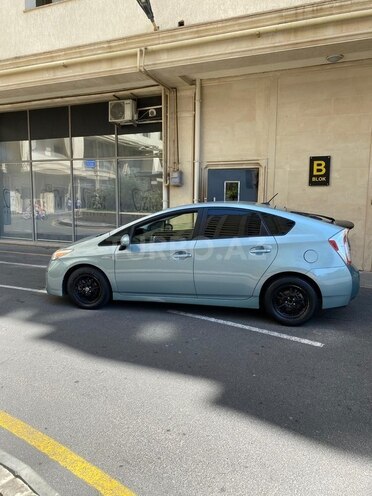 Toyota Prius 2015, 309,000 km - 1.8 л - Bakı
