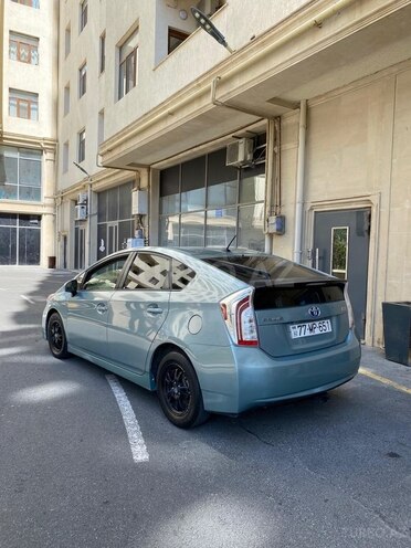 Toyota Prius 2015, 309,000 km - 1.8 л - Bakı
