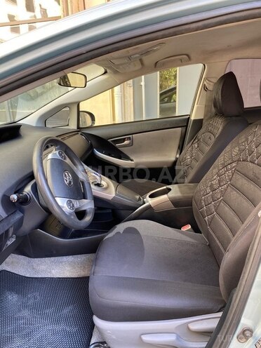 Toyota Prius 2015, 309,000 km - 1.8 л - Bakı