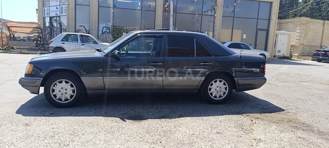Mercedes E 200 1994, 450,000 km - 2.0 л - Bakı