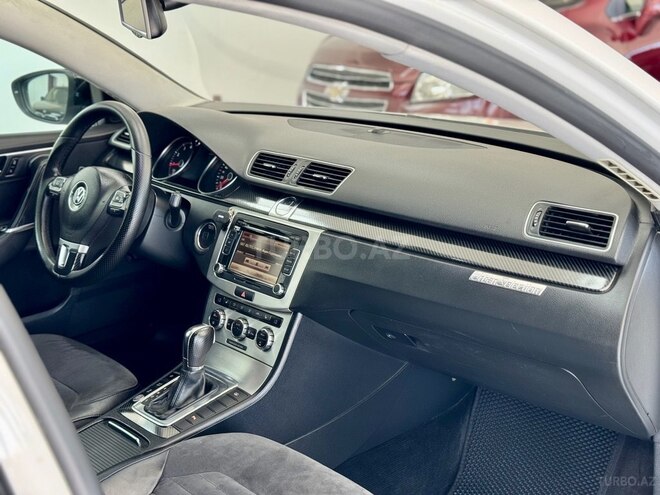 Volkswagen Passat-37