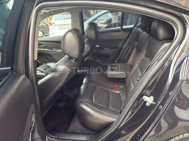 Chevrolet Cruze-7