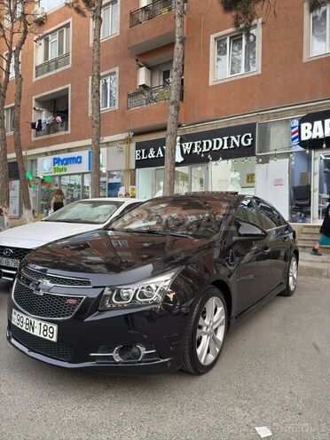 Chevrolet Cruze-12