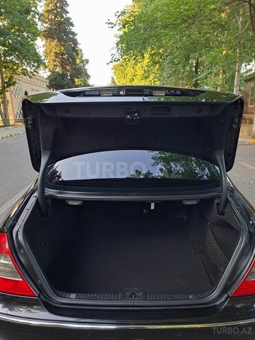 Mercedes E 300 d 2008, 268,000 km - 3.0 l - Ağsu