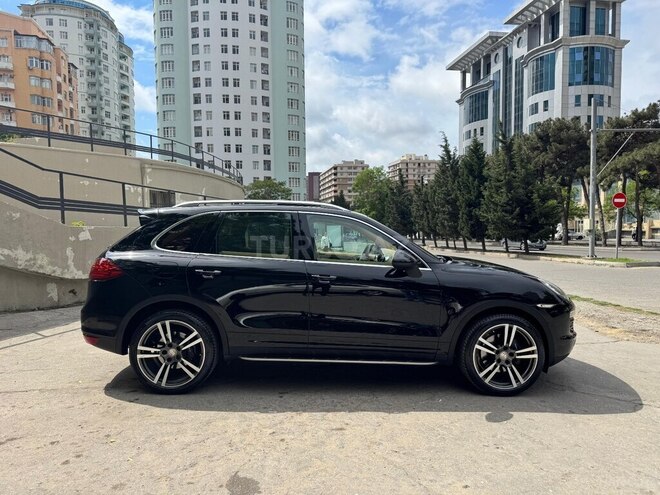 Porsche Cayenne 2013, 82,000 km - 3.6 л - Bakı