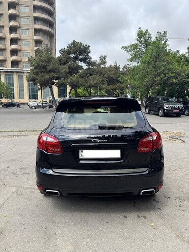 Porsche Cayenne 2013, 82,000 km - 3.6 л - Bakı