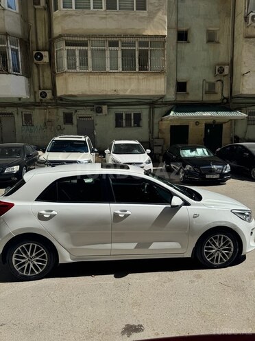 Kia Rio 2017, 127,000 km - 1.4 l - Bakı