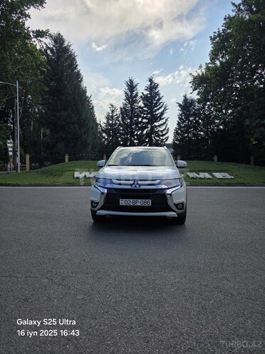 Mitsubishi Outlander 2017, 165,000 km - 2.4 l - Mingəçevir