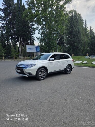 Mitsubishi Outlander 2017, 165,000 km - 2.4 l - Mingəçevir