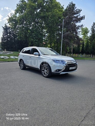 Mitsubishi Outlander 2017, 165,000 km - 2.4 l - Mingəçevir