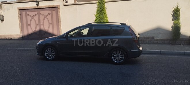 Hyundai i30 2010, 353,000 km - 1.6 l - Bakı