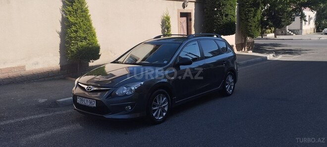Hyundai i30 2010, 353,000 km - 1.6 l - Bakı