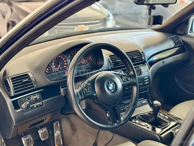 BMW 325-29
