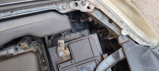 Toyota Corolla 2006, 289,000 km - 1.4 l - Bakı