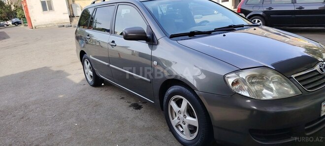 Toyota Corolla 2006, 289,000 km - 1.4 l - Bakı