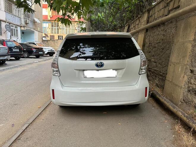 Toyota Prius V 2012, 240,000 km - 1.8 l - Bakı