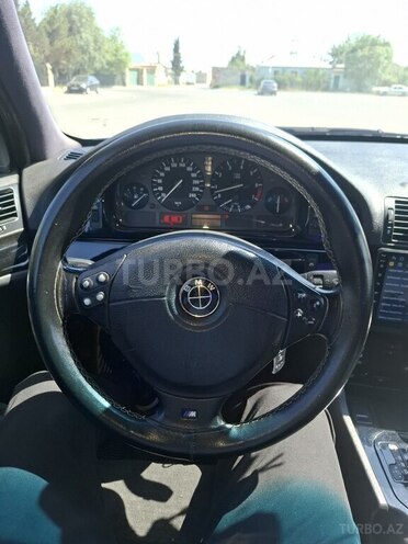 BMW 528 1997, 520,000 km - 2.8 l - Sumqayıt