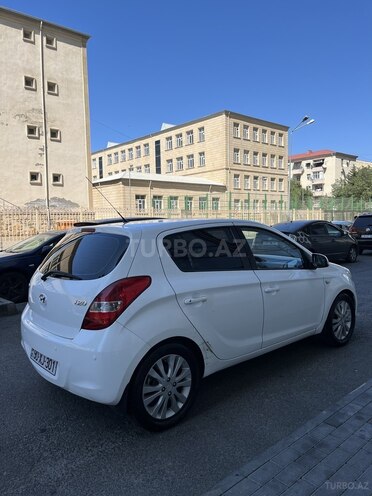Hyundai i20 2009, 251,750 km - 1.6 l - Bakı