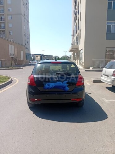 Kia  2009, 256,882 km - 1.4 l - Gəncə