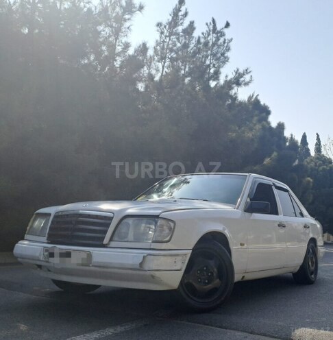 Mercedes E 220 1995, 222,222 km - 2.2 l - Bakı