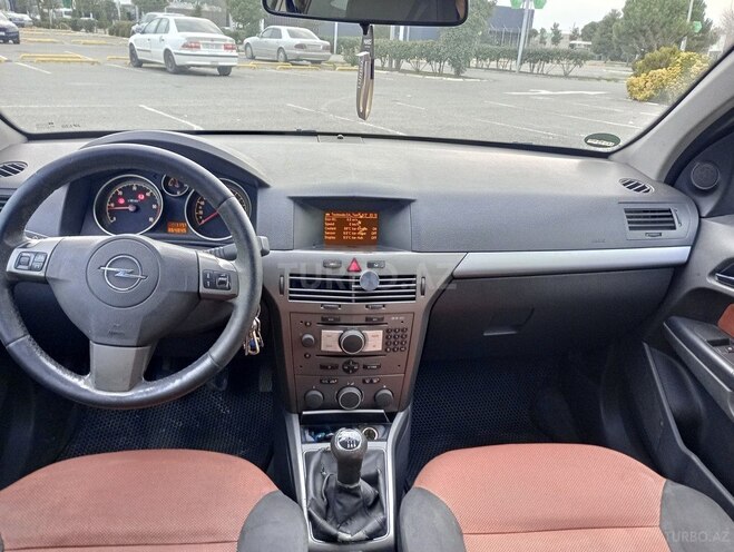 Opel Astra 2006, 370,000 km - 1.3 l - Bakı