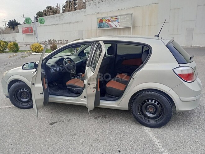 Opel Astra 2006, 370,000 km - 1.3 l - Bakı
