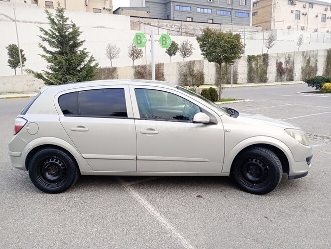 Opel Astra 2006, 370,000 km - 1.3 l - Bakı