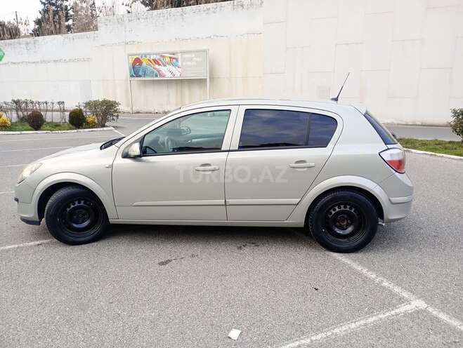 Opel Astra 2006, 370,000 km - 1.3 l - Bakı