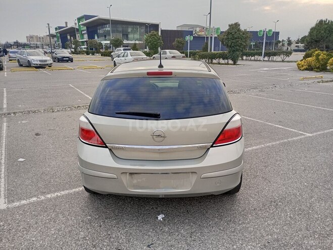 Opel Astra 2006, 370,000 km - 1.3 l - Bakı