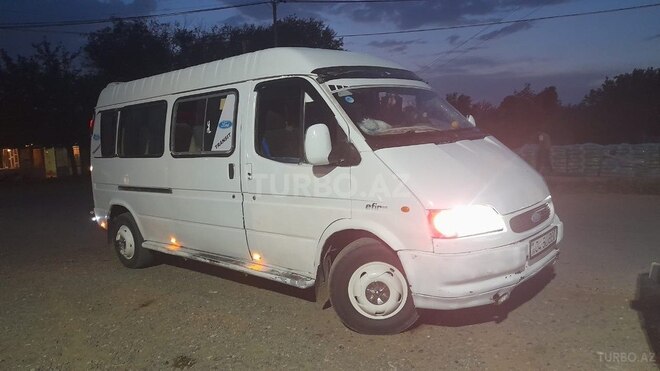 Ford Transit 1996, 800,000 km - 2.5 л - Ağcabədi