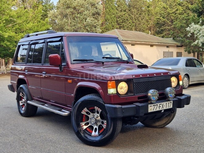 Mitsubishi Pajero 1990, 254,378 km - 2.5 l - Sumqayıt