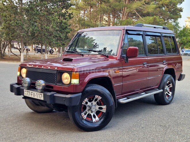 Mitsubishi Pajero 1990, 254,378 km - 2.5 l - Sumqayıt