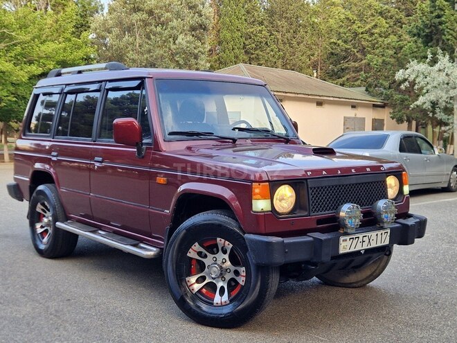 Mitsubishi Pajero 1990, 254,378 km - 2.5 l - Sumqayıt