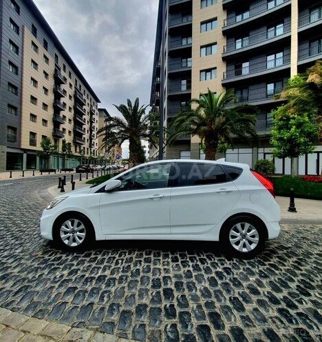 Hyundai Accent 2015, 182,000 km - 1.6 l - Bakı