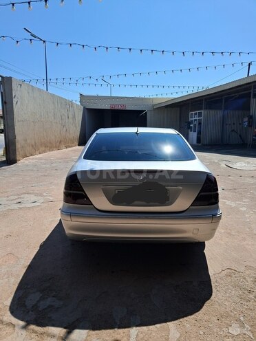 Mercedes E 270 2002, 496,580 km - 2.7 l - Bakı
