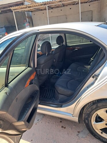 Mercedes E 270 2002, 496,580 km - 2.7 l - Bakı