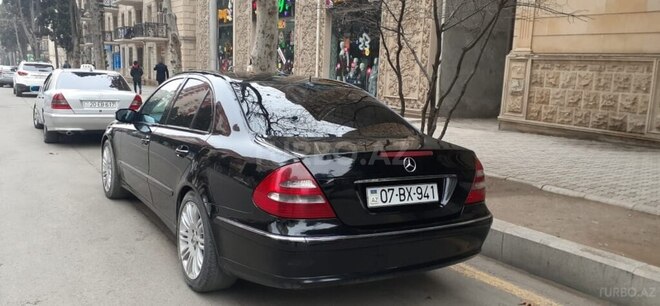 Mercedes E 220 d 2003, 415,000 km - 2.2 л - Gəncə