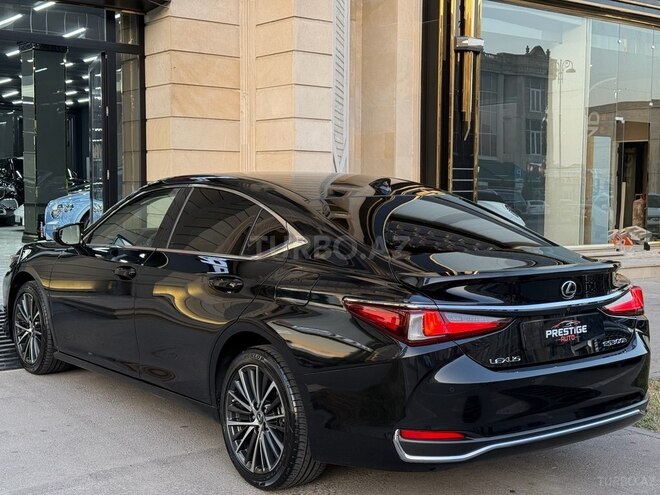 Lexus ES 300h 2023, 49,000 km - 2.5 l - Bakı