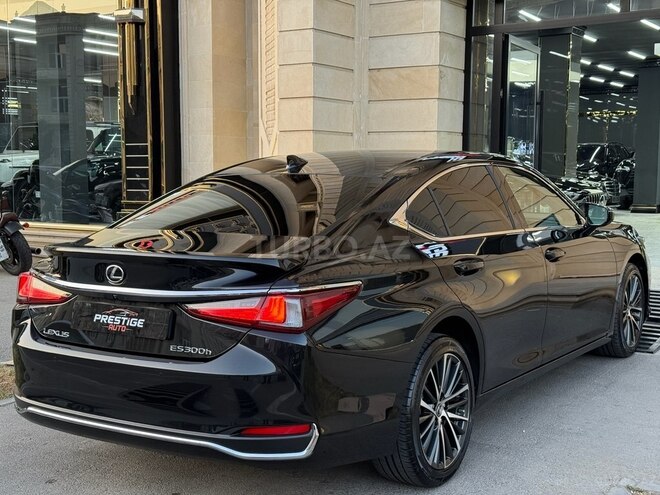 Lexus ES 300h 2023, 49,000 km - 2.5 l - Bakı